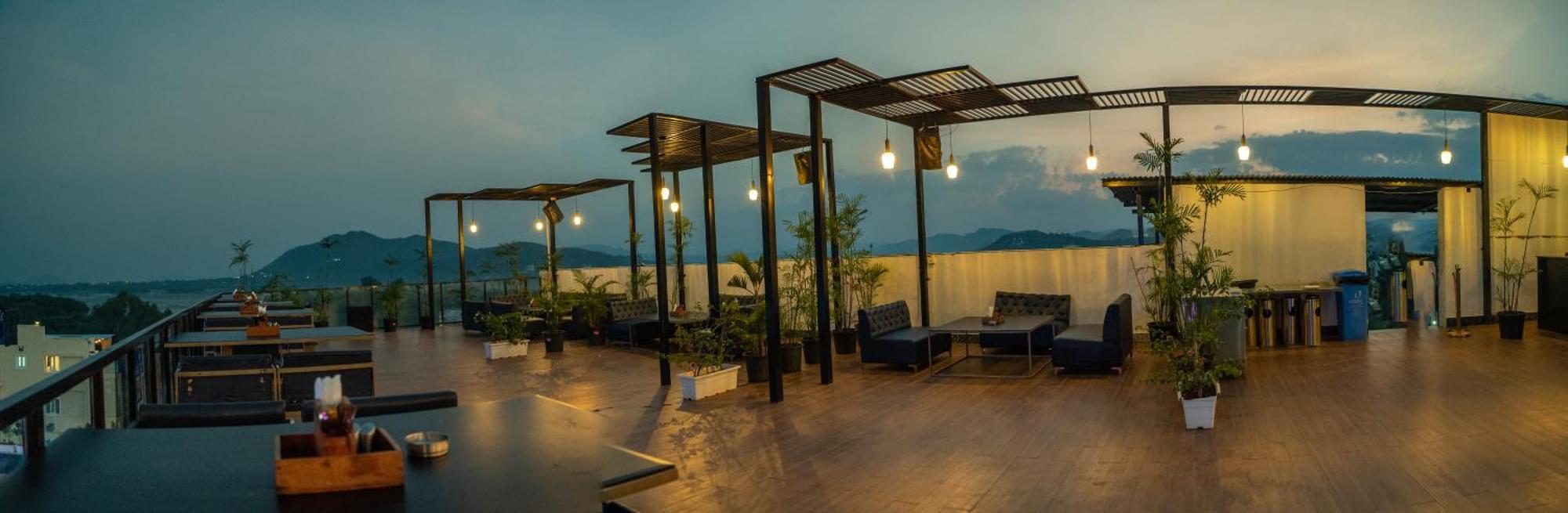 Hotel The Courtyard - Beyond Bar & Club Udajpur Exteriér fotografie